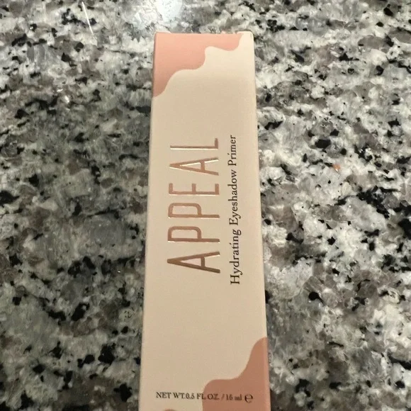 Xappeal Cream Eye Primer for Flawless Makeup - Picture 1 of 2